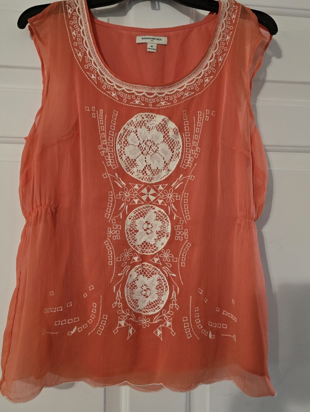 Banana Republic Coral Sleeveless Embroidered Camisole